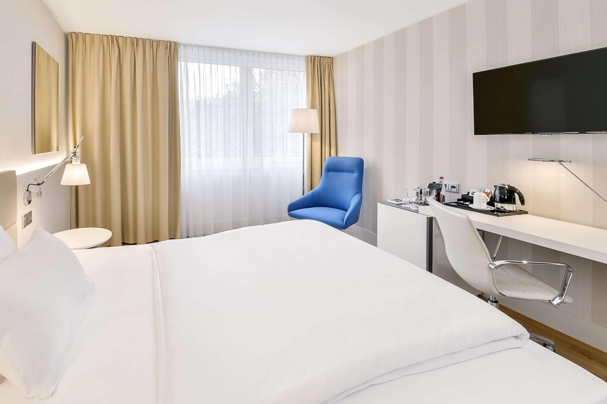 Nh Weinheim Hotel Exterior photo